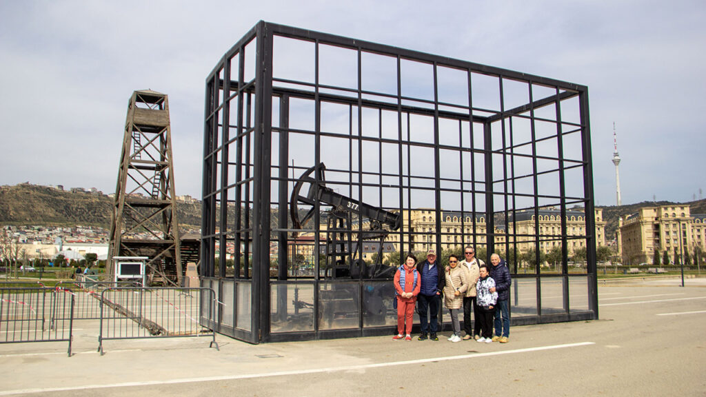 Baku oil rig 2